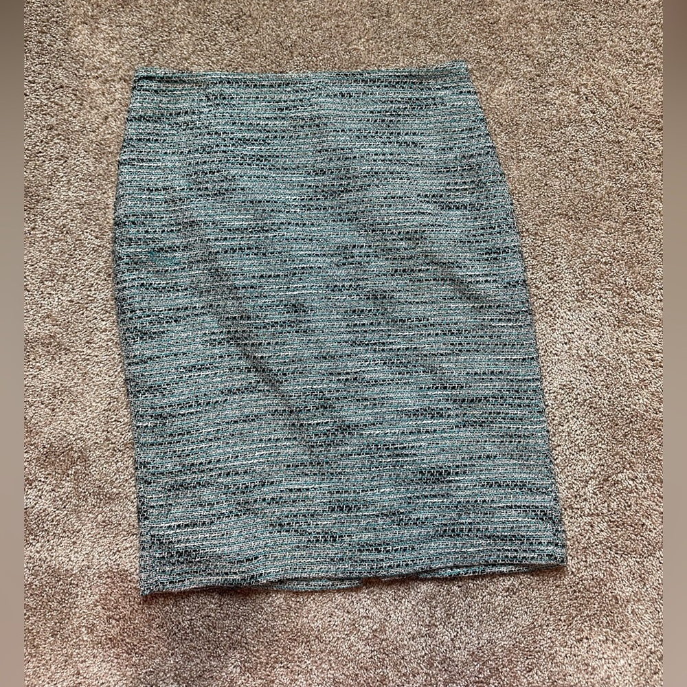 Ann Taylor Tweed Pencil Skirt Size 4 Green Black Lined Career Preppy